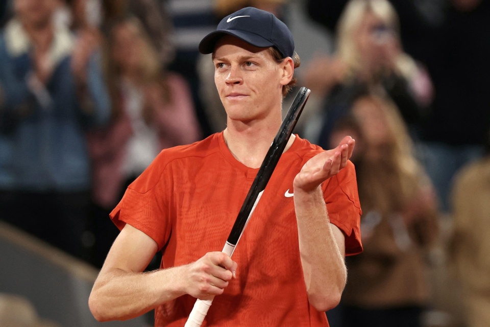 他的表现依 他的表现依